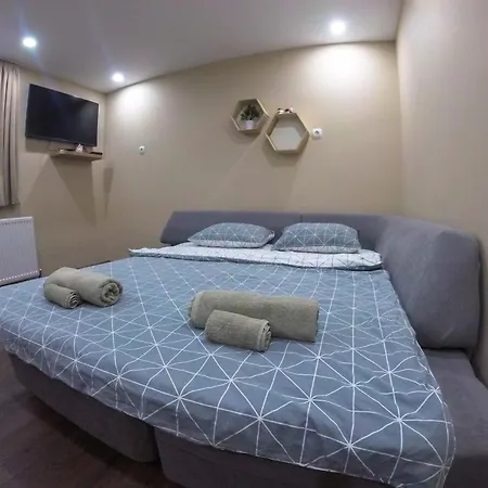 Apartman Guest Lencho *