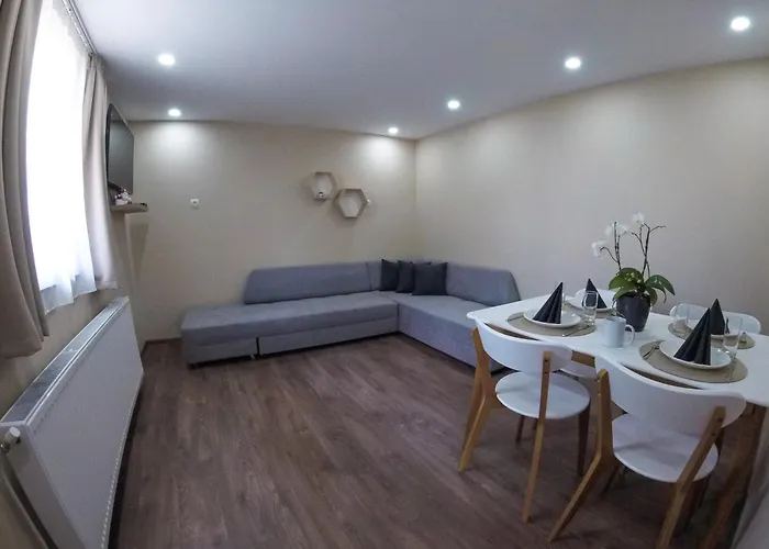 Guest Lencho Apartment